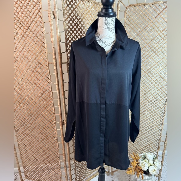 Jessica Simpson High -Low Button Front Tunic Top - Picture 1 of 13